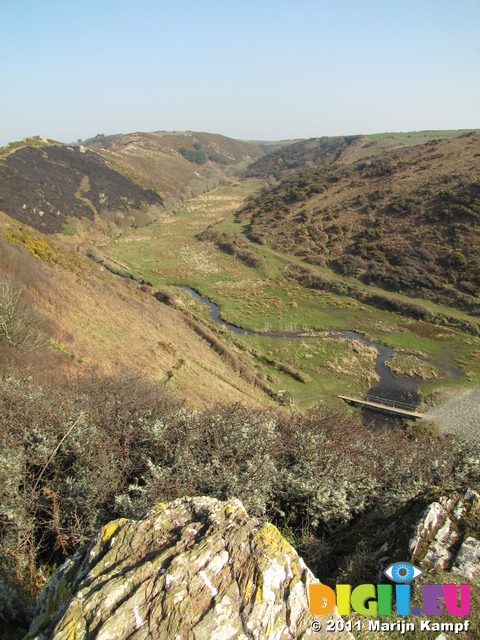 SX17722 Valley next to Solva Harbour